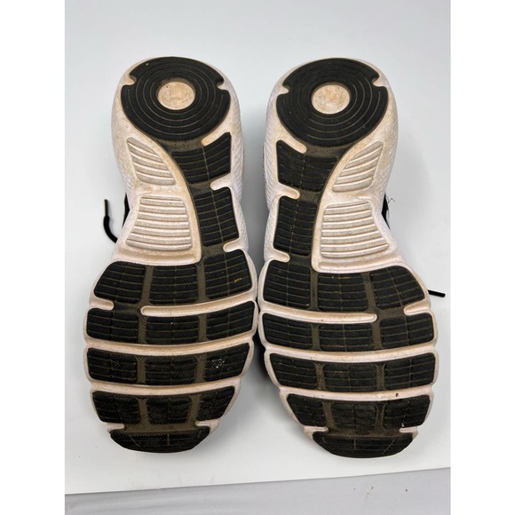 Under Armour Women's Charger Assert Black‎ White Size 7 - Picture 4 of 9